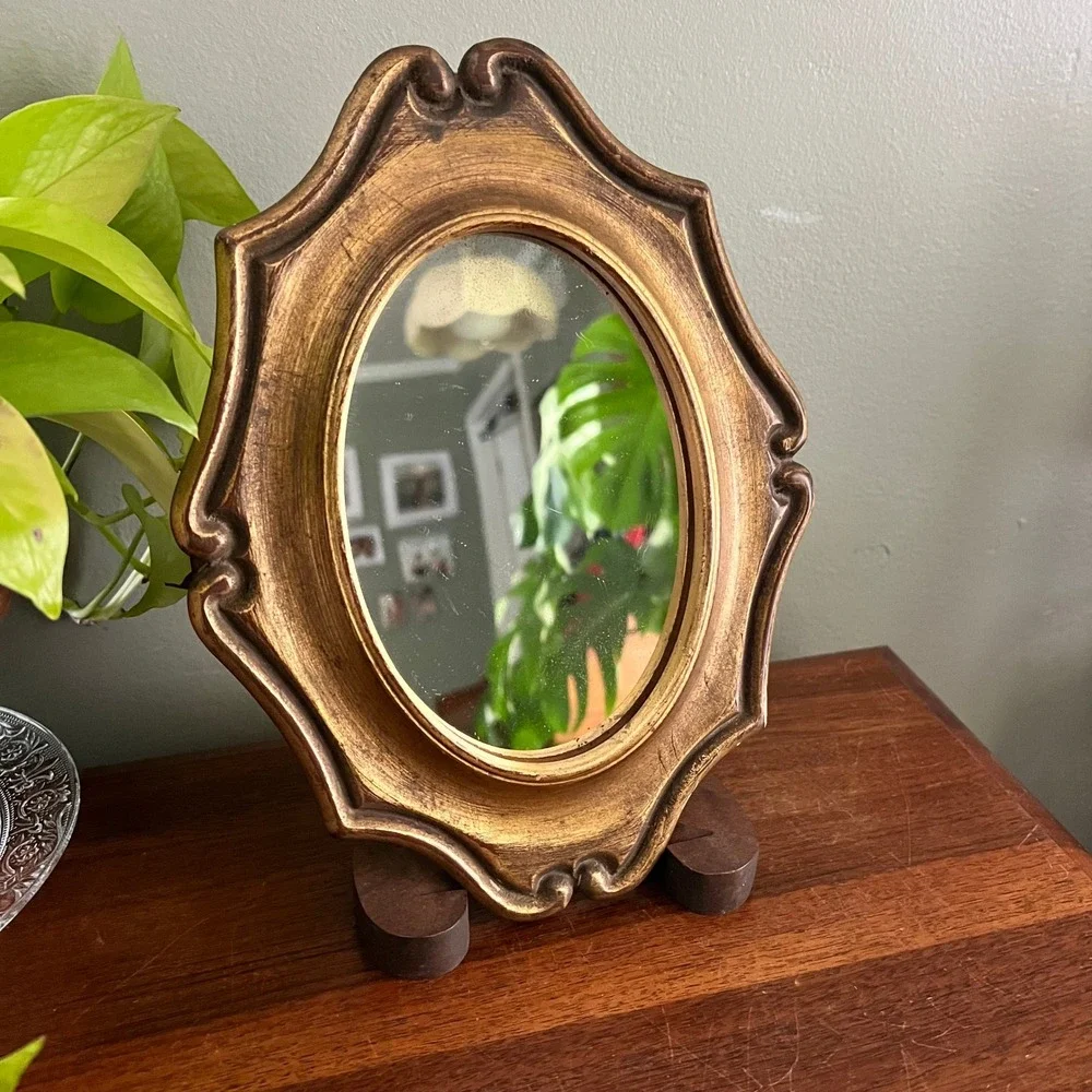 Vintage Gold Wood Oval Wall Mirror Ornate Scalloped Frame 8 Inch Accent Decor